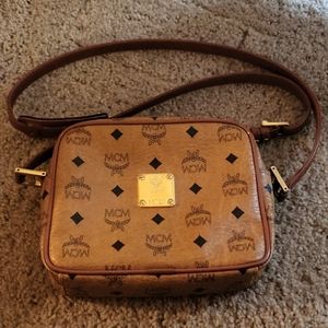 EUC MCM crossbody